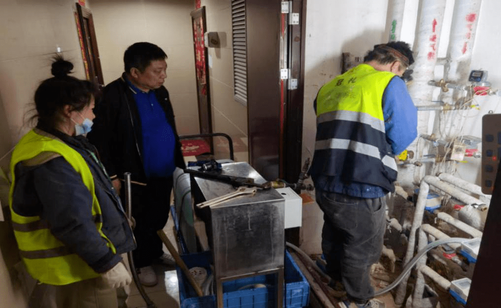 清洗17万米管道!通州台湖多方共保5000户居民用水丰沛又清甜!(图1)