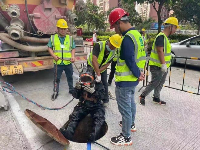 白云区雨污水管网疏通方法：清理淤泥、封堵排查实践(图1)