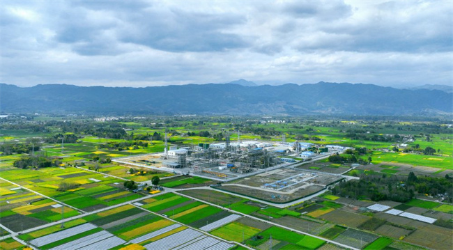 创历史新高！中国石化西南石油局上半年生产天然气超50亿立方米(图1)