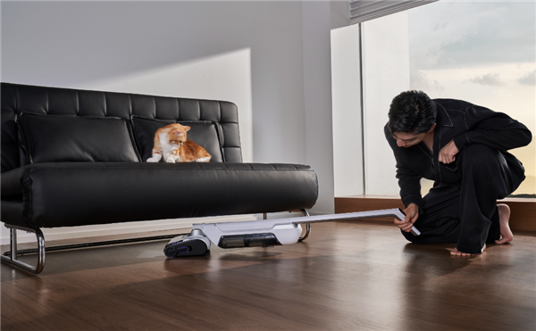 Kaiyun（中国体育）：首次杀入1999元！云鲸智能洗地机F1冠军版发布：一键提升38倍清洁力(图3)