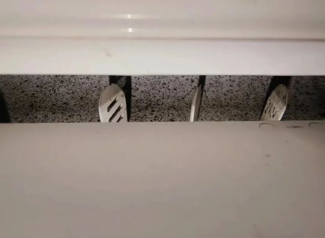 Kaiyun体育网站：为什么空调开26℃就有一股酸臭味儿？(图9)