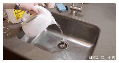 Kaiyun体育网站：下水道被油污堵了千万别用开水冲！简单一招家中管道畅通无阻(图4)