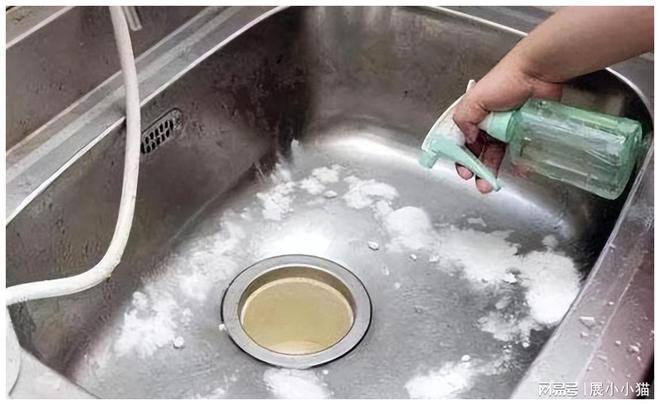 Kaiyun体育网站：下水道被油污堵了千万别用开水冲！简单一招家中管道畅通无阻(图8)