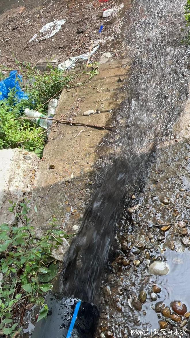 市政自来水管道清洗输水管道清洗物理脉冲技术锈垢清除(图1)