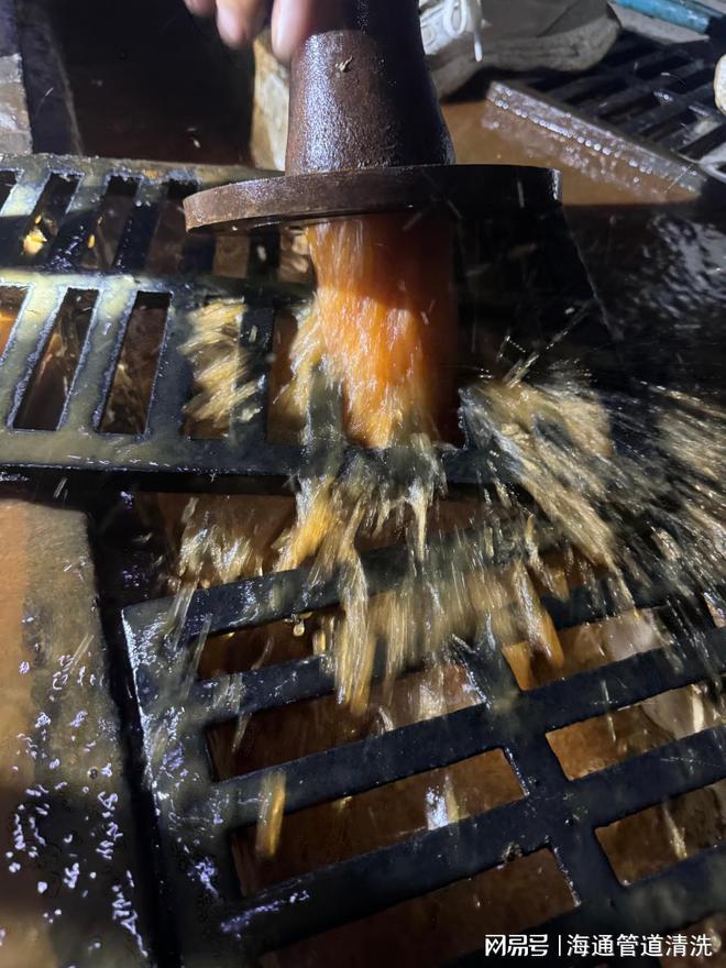 自来水管道清洗的重要性及作用详解。(图3)