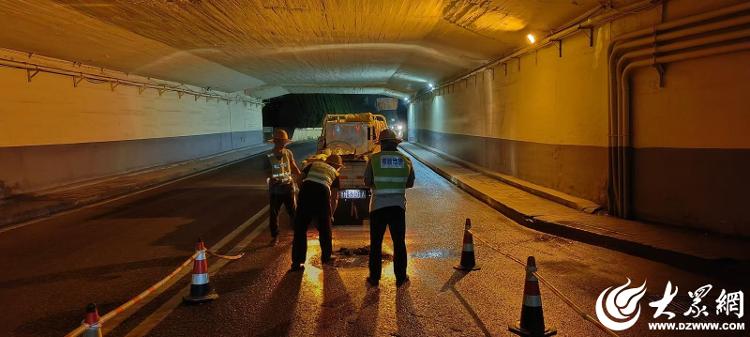 德州市政设施服务中心集中力量开展“洗城”行动助力城市面貌大提升_大众网(图4)