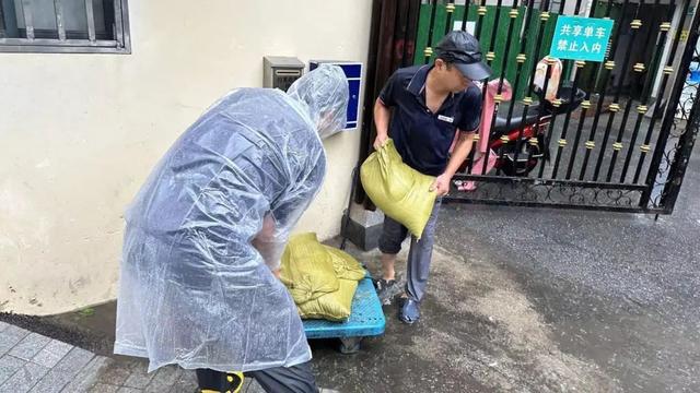 Kaiyun体育网站：台风天小区积水后……(图4)