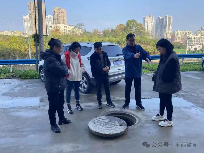 信阳市平桥区平西街道:疏通管道解民忧高效服务暖人心(图1)