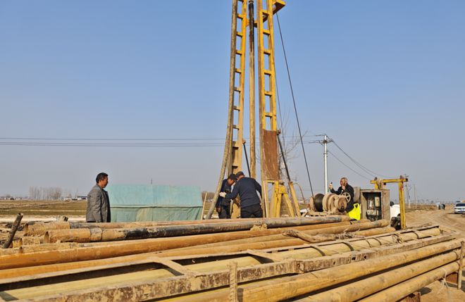 郓城：春灌有“方”让麦田喝上“开春水”(图2)