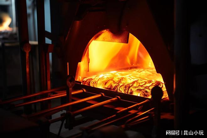 淬火油烟废气管道治理：工厂环境的优化之道(图1)