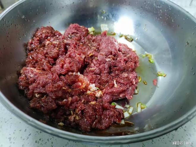 Kaiyun（中国体育）：大年初五“赶5穷”记得：1要剁2不留做3事赶穷迎财交好运(图2)