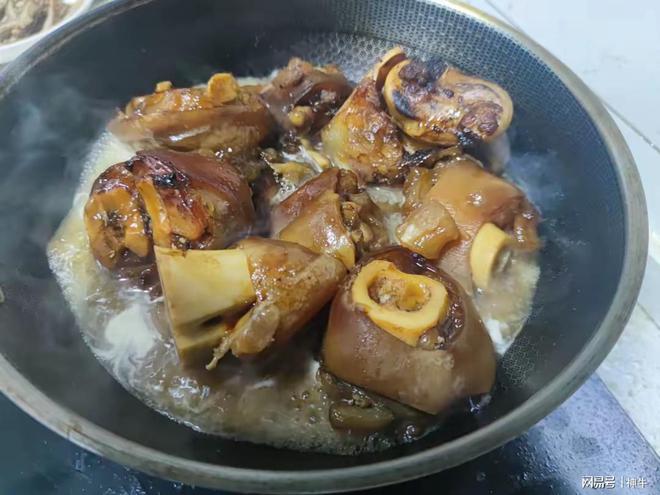 Kaiyun（中国体育）：大年初五“赶5穷”记得：1要剁2不留做3事赶穷迎财交好运(图5)