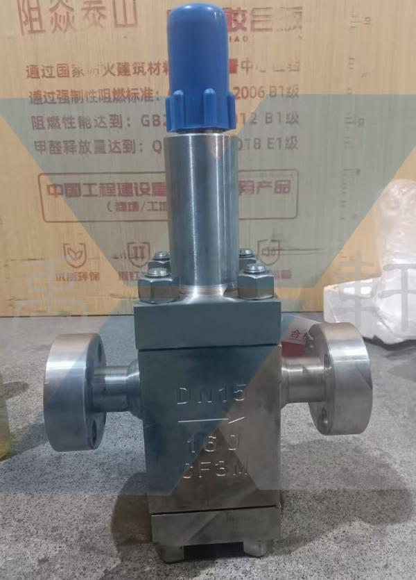 上海禹轩Y43F-160P-DN15不锈钢减压阀在蒸汽管道上的工作原理(图1)