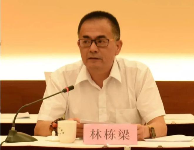 与大16岁女友同居31年女子离世男方被赶出家门(图2)