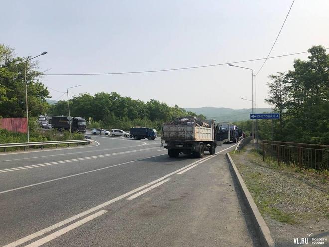 Kaiyun体育网站：海参崴发生3次爆炸乌军万里袭击俄军第155旅全球剿杀令生效中(图3)