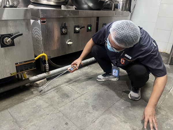 重庆燃气集团北碚分公司:“红岩燃小兵”进校园全力护航开学季(图2)