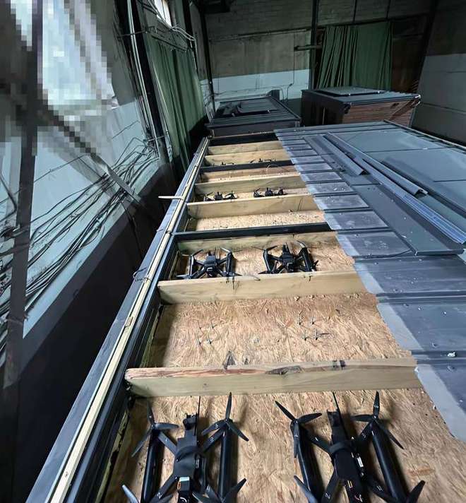 Kaiyun体育网站:跨越万里袭击海参崴?俄空军基地遇袭前两日海参崴突发三场爆炸(图10)