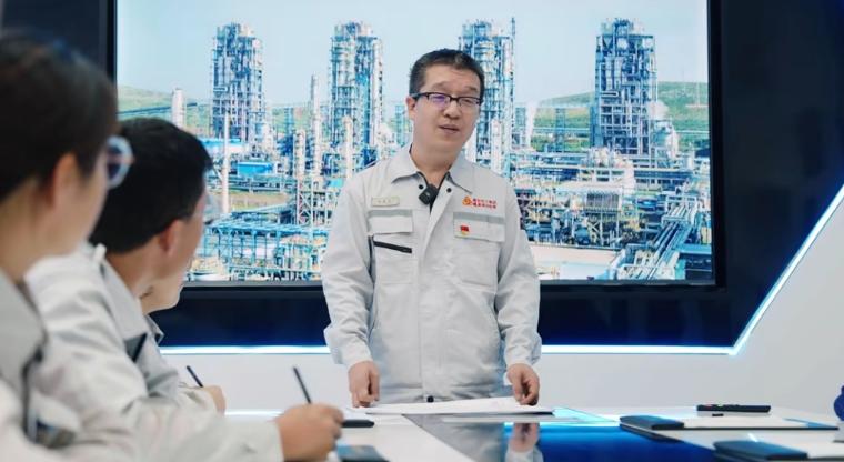 潞安化工煤基清洁能源首席师张国华：与“煤”相伴向“清”而行(图4)