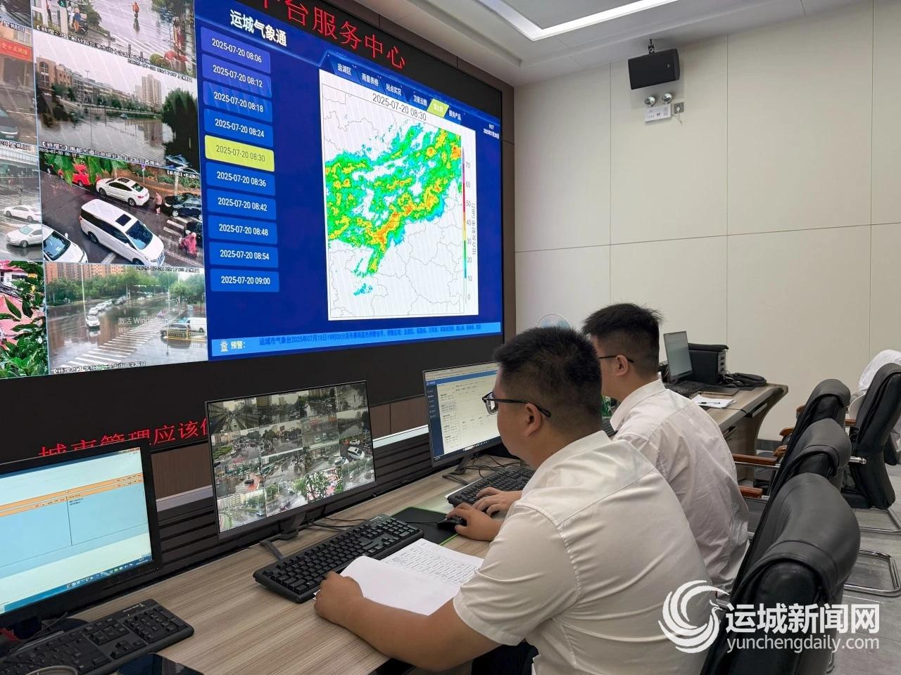 全力防汛护安澜(图1)