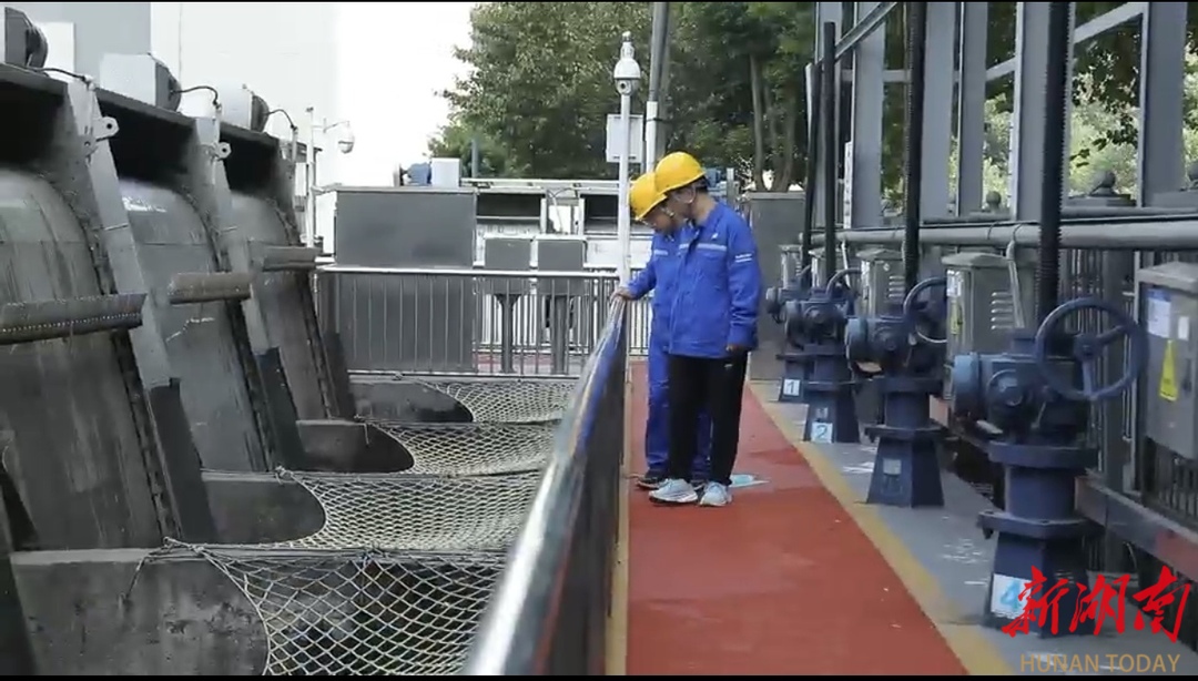 Kaiyun体育网站：双节我在岗：长沙排水设施坚守一线守护城市“血脉”与“心脏”(图3)