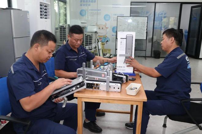 Kaiyun（中国体育）：飘着包子香的小楼里竟藏着一个“家政练兵场”(图3)