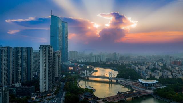 有高人预测十年后的湖州有可能是这样的？(图1)