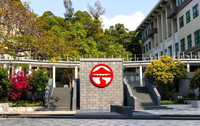 Kaiyun体育网站：香港这所低调的大学藏不住了(图2)