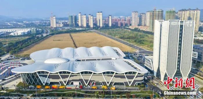 一根管道背后是怎样一个产业大军?(图2)