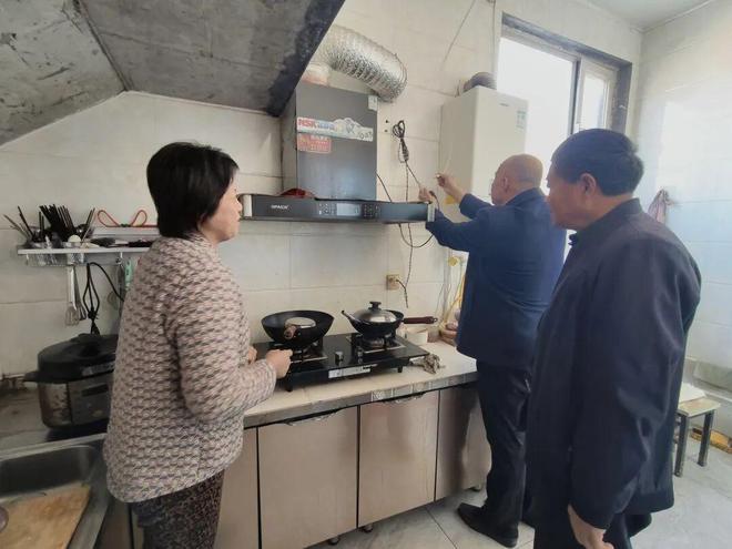 青州市谭坊镇开展清洁取暖安全隐患排查工作(图3)
