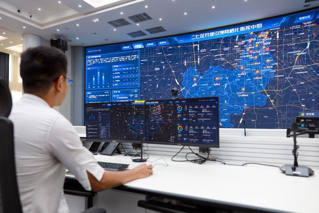 用“民生温度”交出市政答卷二七城管2025年成绩单来了(图7)