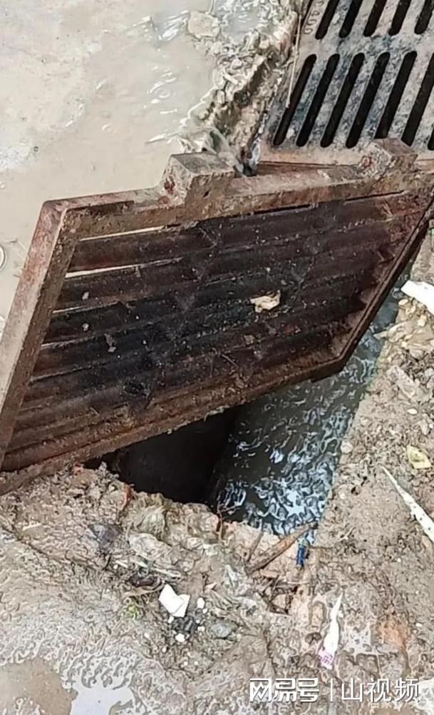 Kaiyun体育网站：从“堵心难题”到“畅通无忧”：茀水安去油污模块重塑下水道环境(图2)