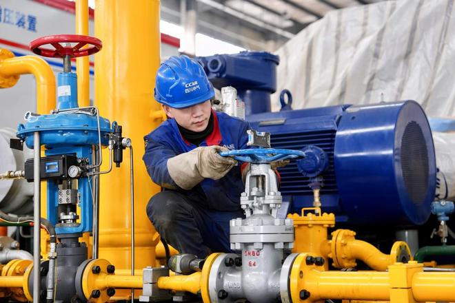 Kaiyun（中国体育）：“智”造三连跳！资阳新质生产力燃动“开门红”(图3)