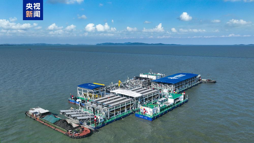 零占地零二次污染世界首创清淤平台太湖投用(图1)