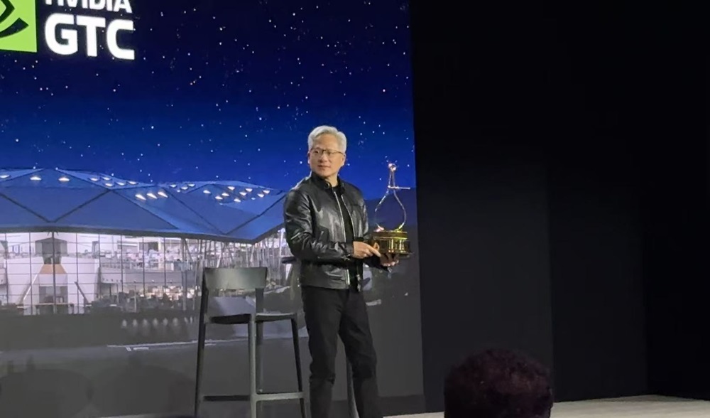 Kaiyun体育网站：黄仁勋105分钟对话实录：万亿美元这么赚！谈中国、H200、养虾、Groq炮轰DLSS5批评者(图7)