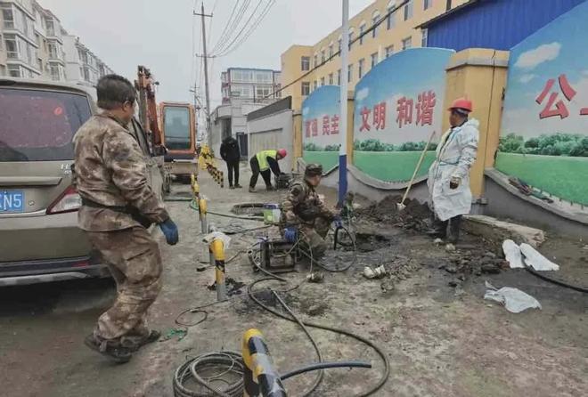 供水管网“清堵焕新”农村用水从“有水用”迈向“用好水”(图1)